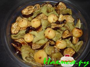 Антипасти с печеным чесноком