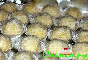 Мини-пирожные "Снежки" Мини-пирожные "Снежки"