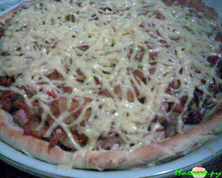 Двухслойный открытый пирог "Ассорти" по мотивам американской пиццы