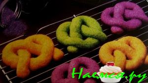 Красочные крендельки