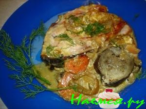 Сазан пряный запеченный с овощами