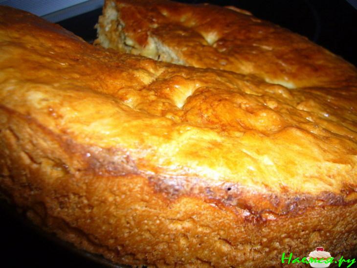 Пирог с курицей и сыром