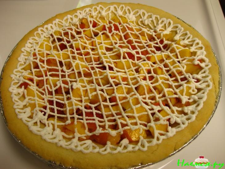 Песочный пирог со сливами "Неженка"