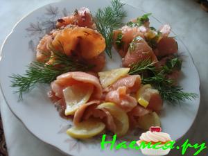 Подача красной рыбки домашнего посола Подача красной рыбки домашнего посола