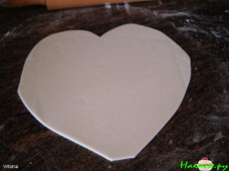 Торт "Сердце с розами"