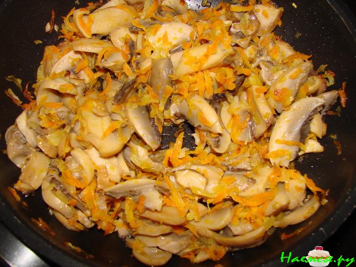 Котлетки с сыром в сливках