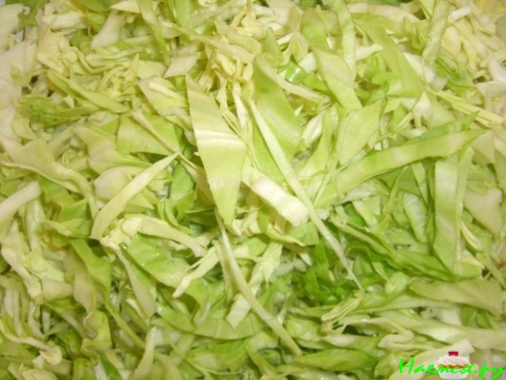 Салат весенний со свежей капустой Салат весенний со свежей капустой
