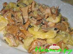 Тортеллини с лесными грибами в сливочном соусе