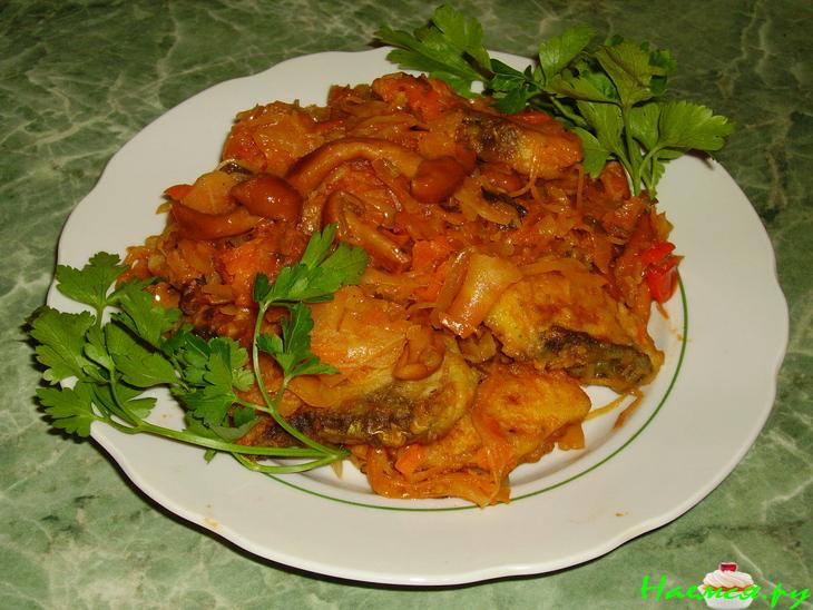 Бигос рыбный