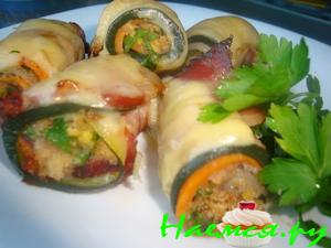 Рулеты с беконом и цуккини Рулеты с беконом и цуккини