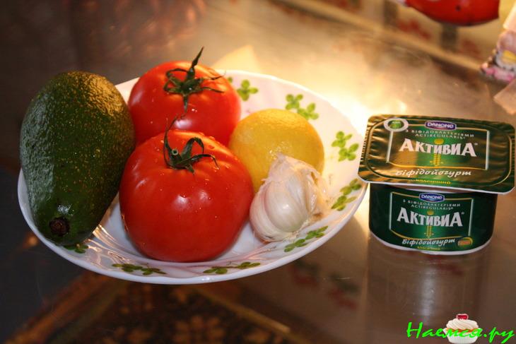 Cалат "Помикадо"