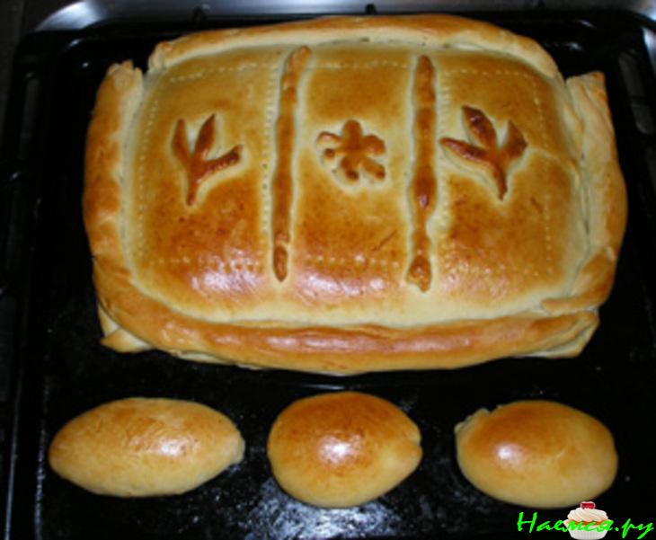 Капустник (традиционный пирог) Капустник (традиционный пирог)