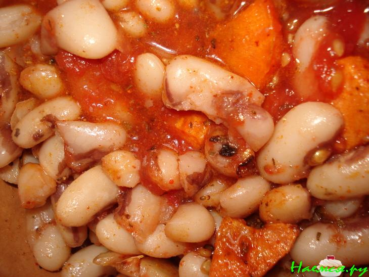 Баранина с фасолью по-арабски