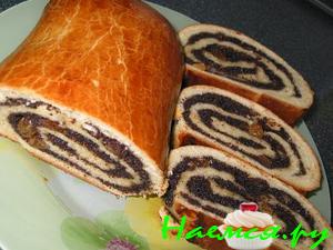 Маковый рулет с изюмом Маковый рулет с изюмом