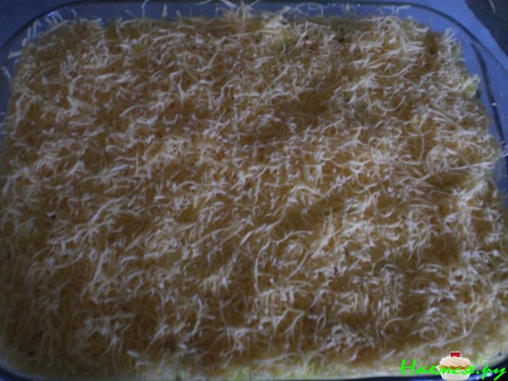 Сырно-рыбно-грибная запеканка