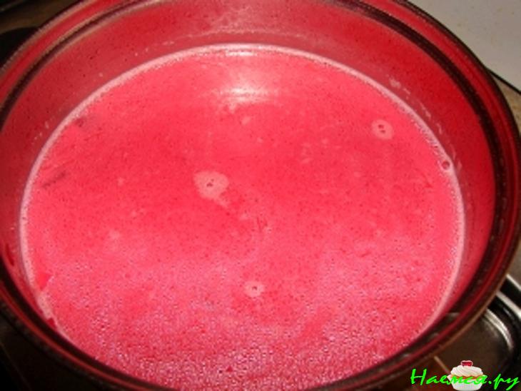 Суп-пюре из свеклы с яблоками "Для дружеской вечеринки"