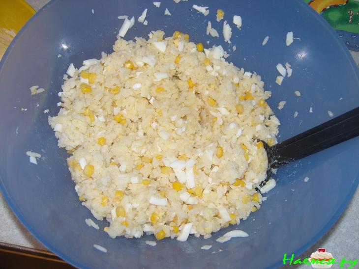 Пирожки с рисом и яйцом