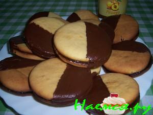 Печенье с абрикосовым джемом