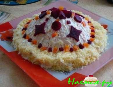 Сытный салат "Шапка Мономаха"