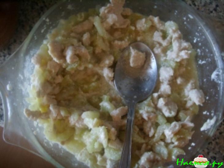 Куриный суп с сельдереем