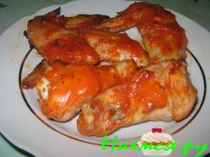 Крылышки куриные в розовом соусе Крылышки куриные в розовом соусе