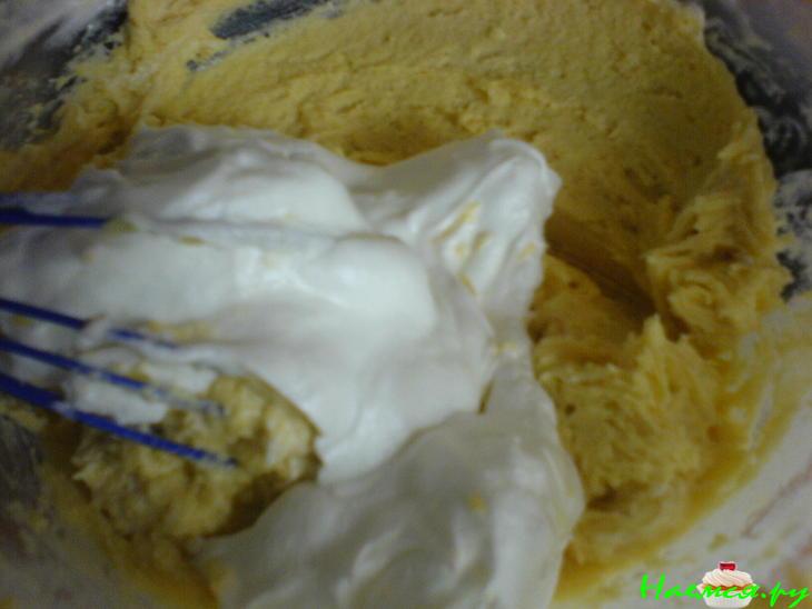 Пирог ванильный с абрикосами   