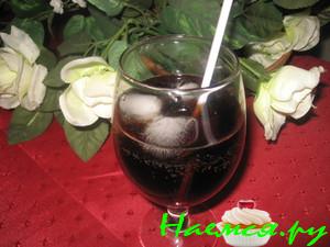 Коктейль 'Черное яблоко'