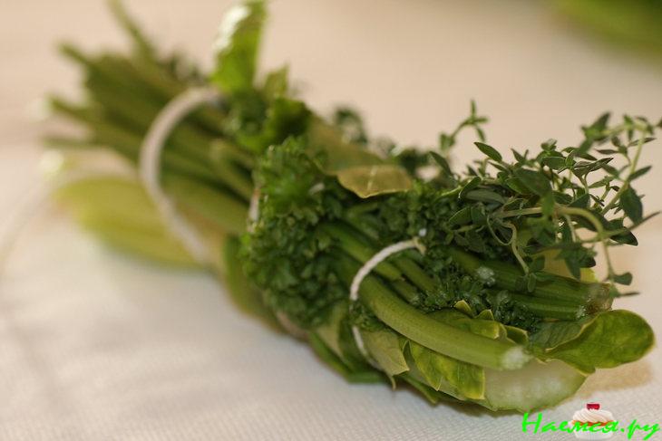 Борщъ изъ печеной свеклы съ виномъ