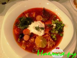 Солянка мясная сборная в горшочке