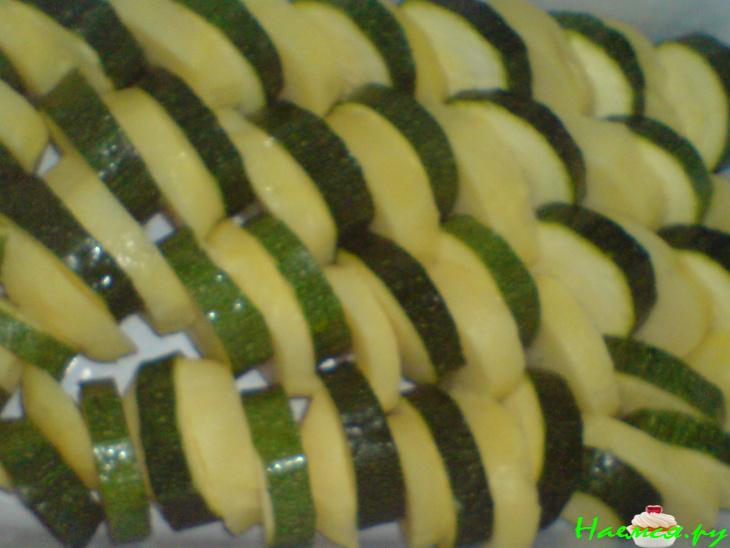 Запеканка из картофеля и цуккини