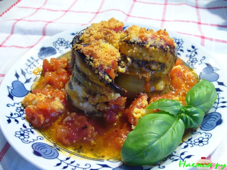 Melanzane alla parmigiana (баклажановые рулетики с моцареллой) Melanzane alla parmigiana (баклажановые рулетики с моцареллой)