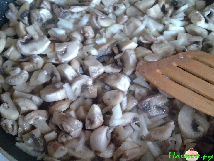 Куриные шкурочки с начинкой