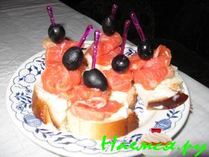 Канапе из красной рыбы