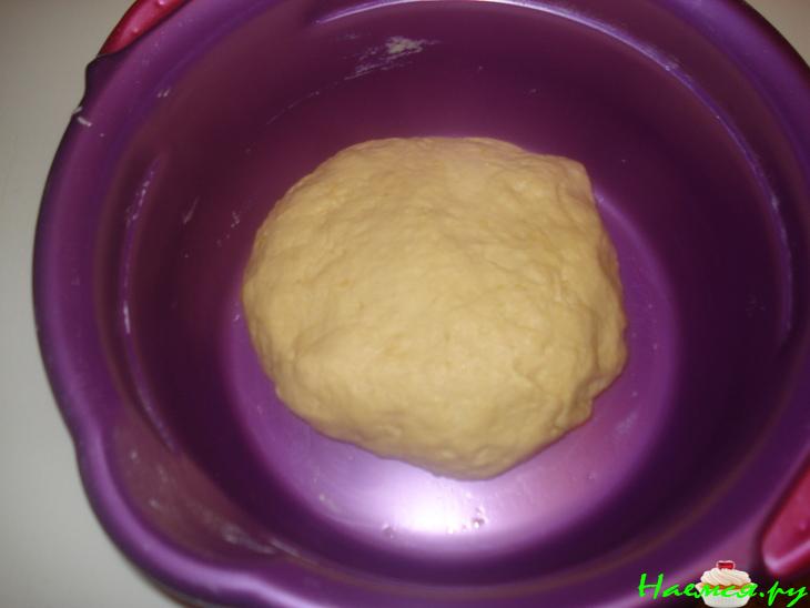 Луковые лепёшки из теста на кефире (без яиц)