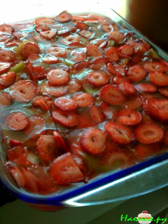 Фруктовый салат с желе