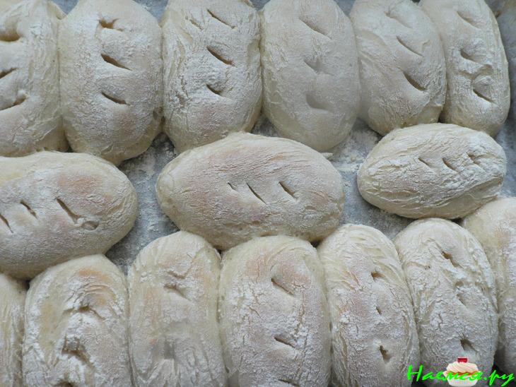 Панини - пресные итальянские булочки