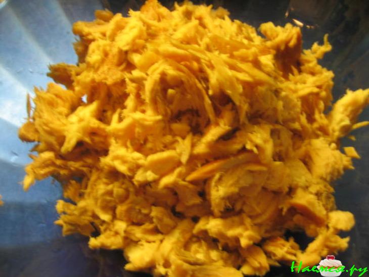 Пирог с копчёным лососем