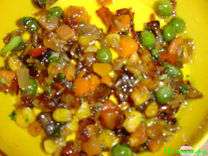 Свекла, фаршированная рисом и овощами