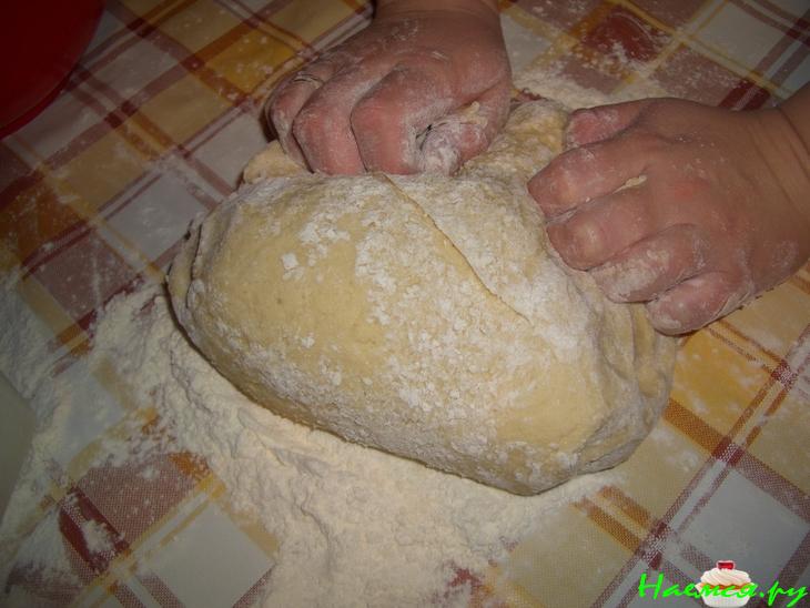 Пирог с творогом и повидлом