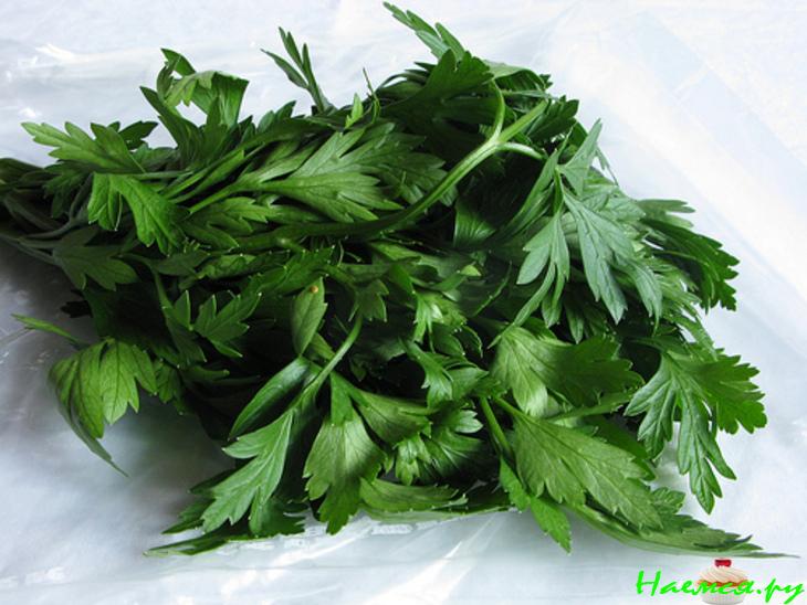 Баклажаны под густым соусом из помидоров