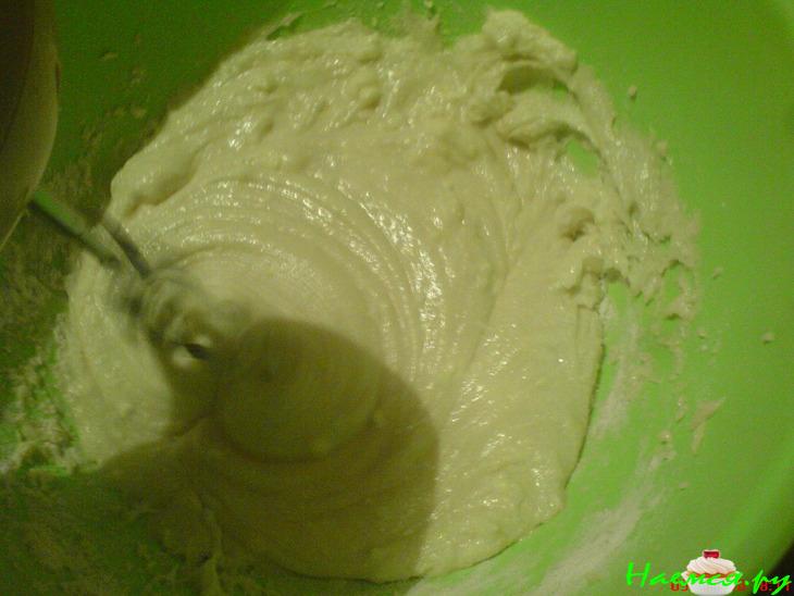 Бретонский пирог с клюквой и яблоками