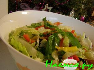 Овощной салатик с помидорами и сыром фета