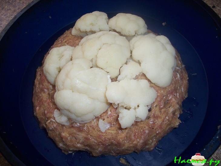 Фаршированная цветная капуста с итальянскими травами