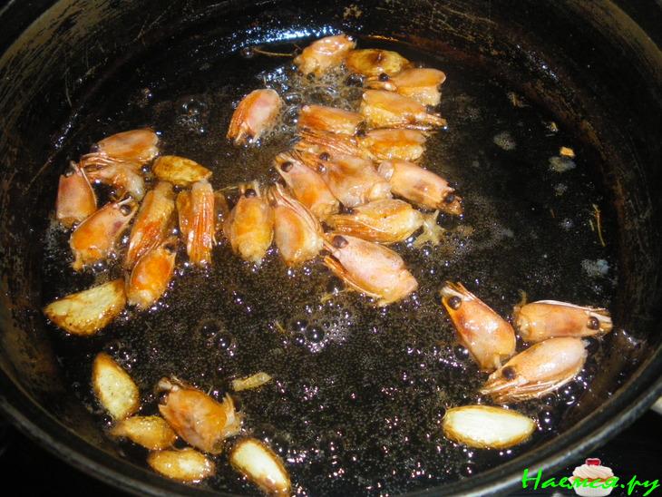 Макароны с морскими гадами