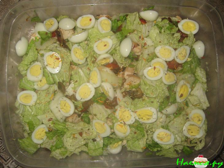 Салат "Цезарь" с пекинской капустой