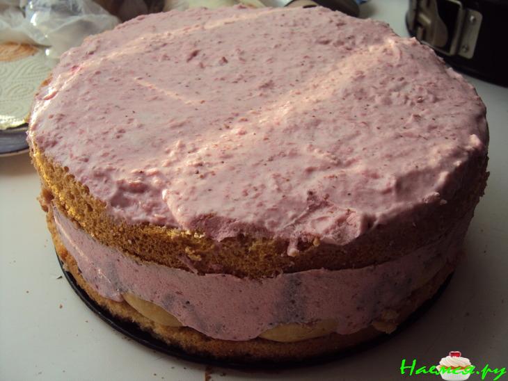 Клубничный торт с лимонным сюрпризом к женскому празднику