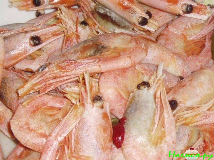 Канапе с креветками, сыром и маслинами