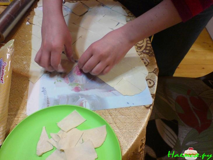 Бешбармак (свиные ребрышки)