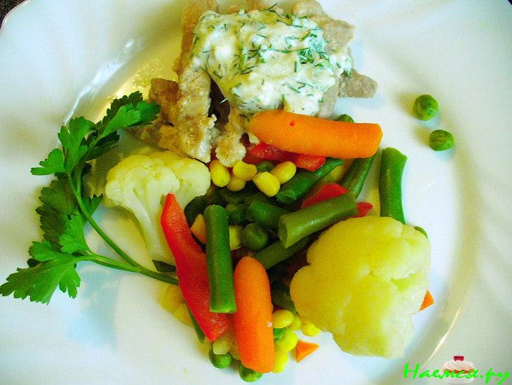 Свинина под соусом (с овощами)