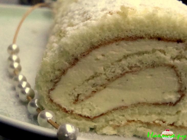 Нежный творожный рулет